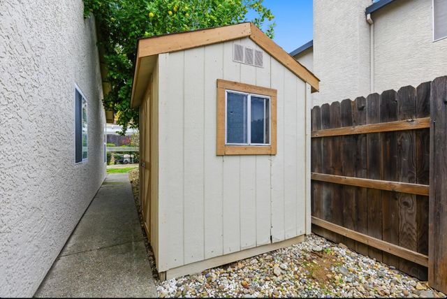 1417 Calle Las Casas, Roseville, CA 95747