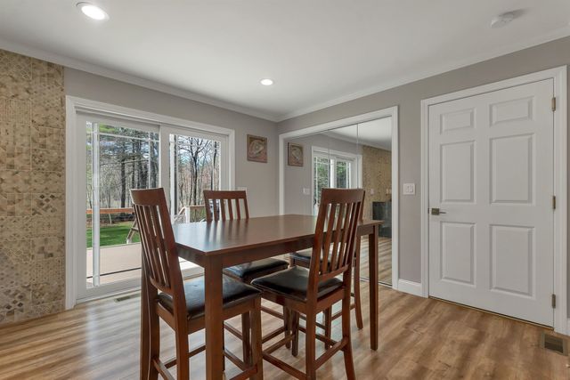 40 Mary Ann Avenue, Salem, NH 03079