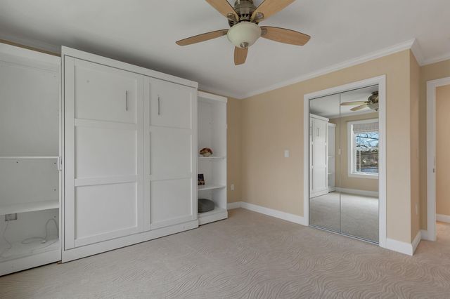 40 Mary Ann Avenue, Salem, NH 03079