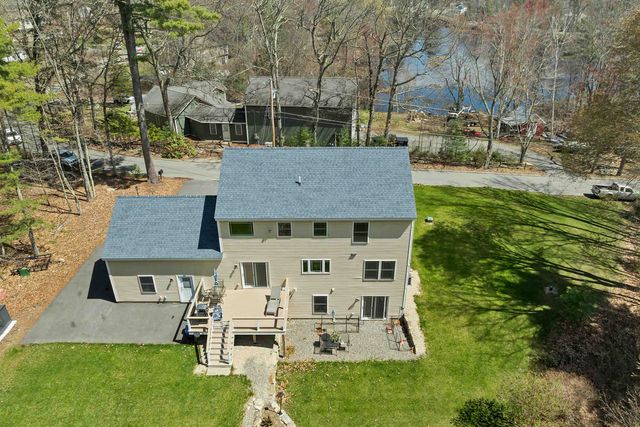 40 Mary Ann Avenue, Salem, NH 03079