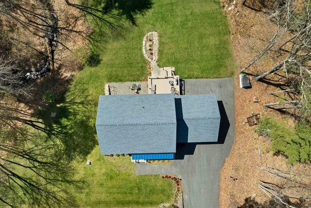 40 Mary Ann Avenue, Salem, NH 03079