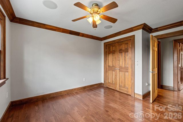 22 Pear Tree Lane, Leicester, NC 28748