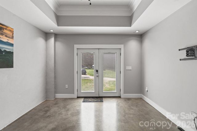22 Pear Tree Lane, Leicester, NC 28748