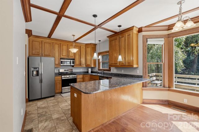 22 Pear Tree Lane, Leicester, NC 28748