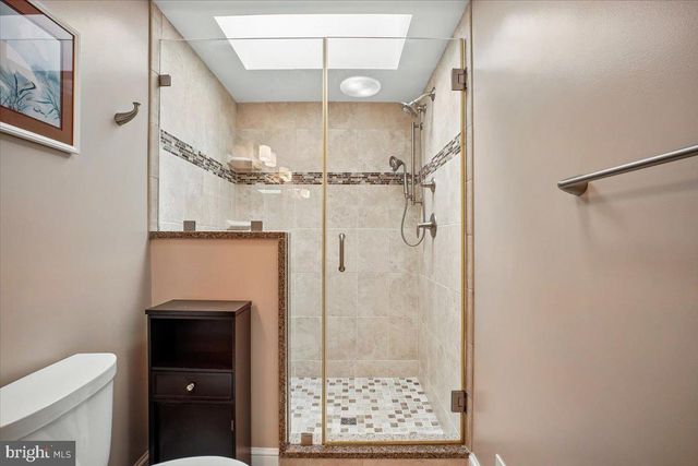9739 IRONMASTER DR, Burke, VA 22015
