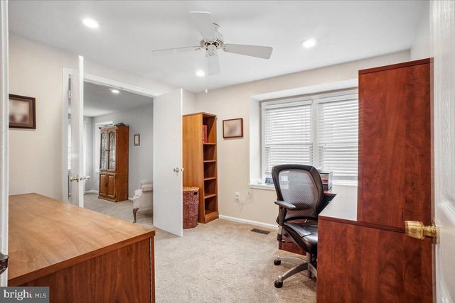 9739 IRONMASTER DR, Burke, VA 22015