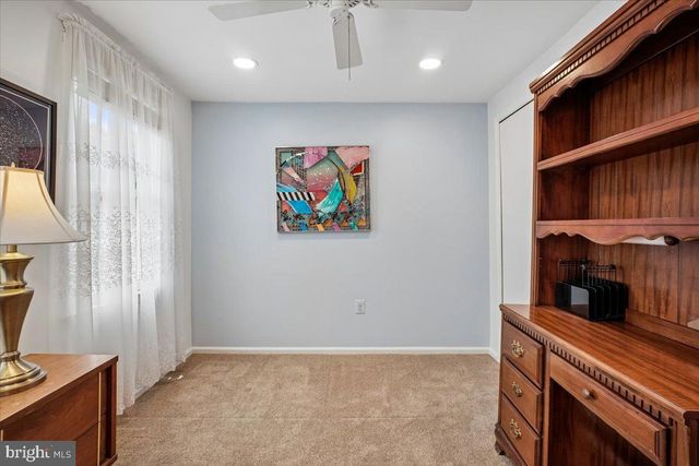 9739 IRONMASTER DR, Burke, VA 22015