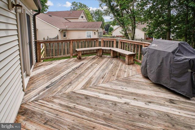 9739 IRONMASTER DR, Burke, VA 22015