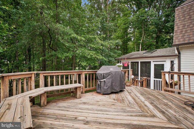 9739 IRONMASTER DR, Burke, VA 22015