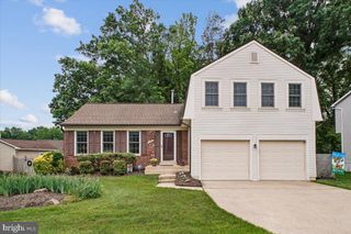 9739 IRONMASTER DR, Burke, VA 22015