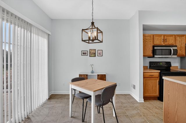 518 Dockside Circle, Holly, MI 48442