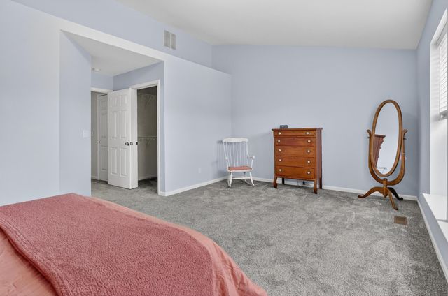 518 Dockside Circle, Holly, MI 48442