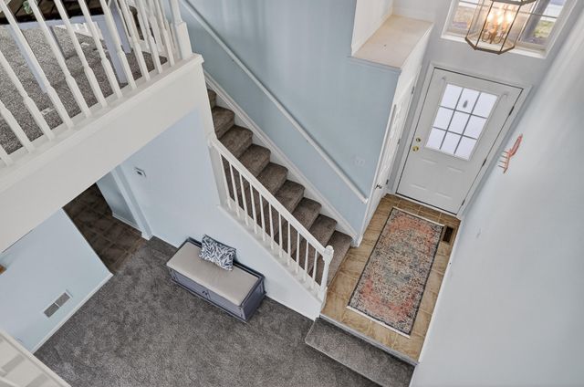 518 Dockside Circle, Holly, MI 48442