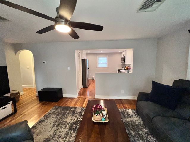 467 Chatham Street, Lynn, MA 01902