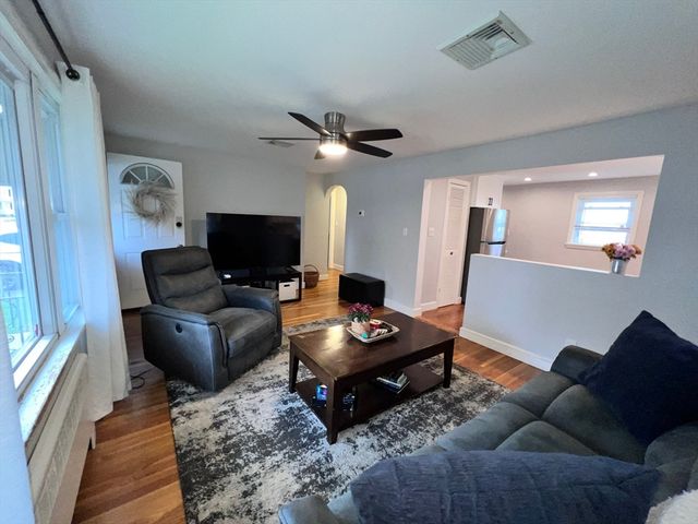 467 Chatham Street, Lynn, MA 01902