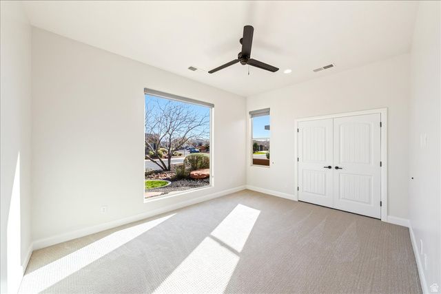 3208 S SAND STONE DR, Hurricane, UT 84737