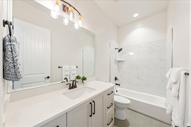 3208 S SAND STONE DR, Hurricane, UT 84737