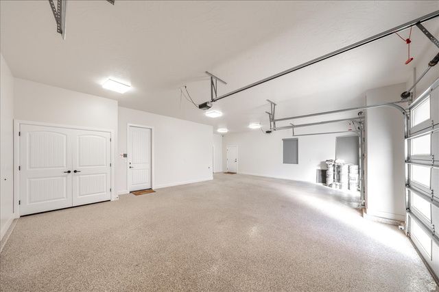 3208 S SAND STONE DR, Hurricane, UT 84737