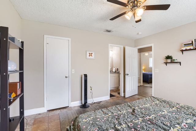 12443 Command Post St, San Antonio, TX 78233