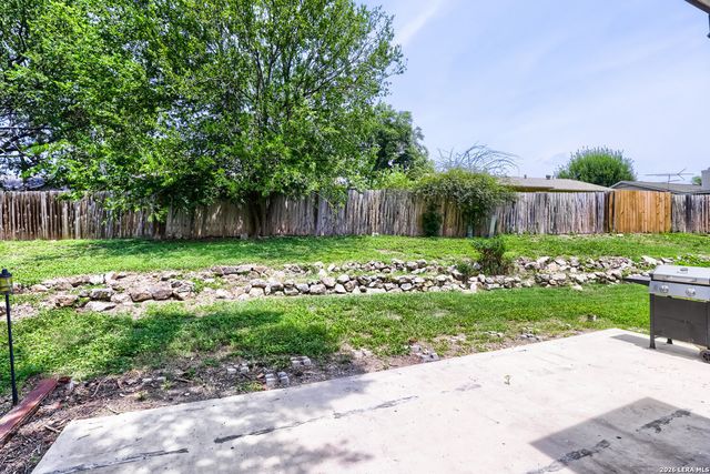 12443 Command Post St, San Antonio, TX 78233