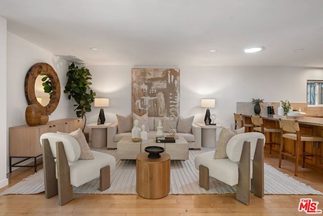 1226 Chelsea Avenue, Santa Monica, CA 90404