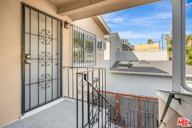 1226 Chelsea Avenue, Santa Monica, CA 90404