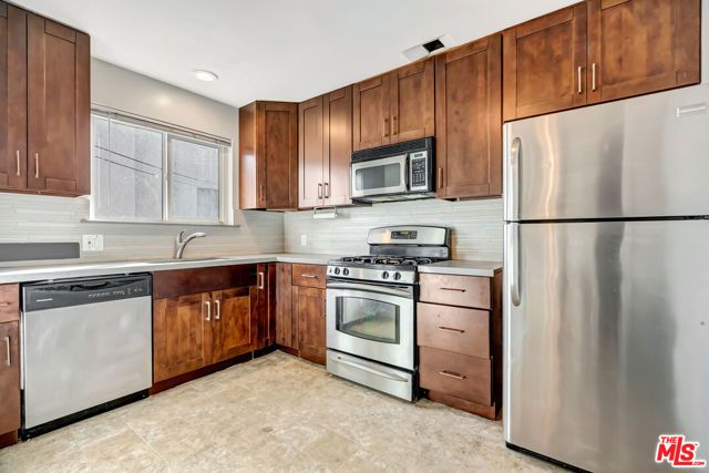 1226 Chelsea Avenue, Santa Monica, CA 90404