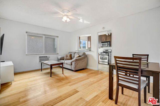 1226 Chelsea Avenue, Santa Monica, CA 90404