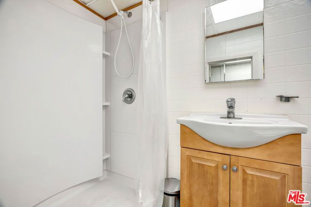 1226 Chelsea Avenue, Santa Monica, CA 90404