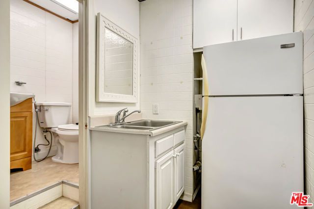 1226 Chelsea Avenue, Santa Monica, CA 90404