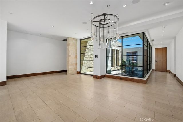 1523 Dolphin, Corona Del Mar, CA 92625
