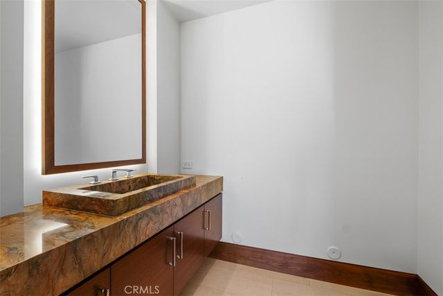 1523 Dolphin, Corona Del Mar, CA 92625