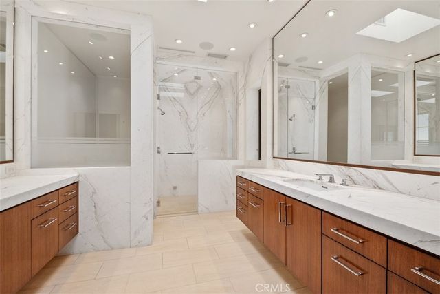 1523 Dolphin, Corona Del Mar, CA 92625