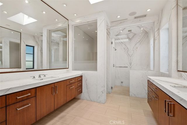 1523 Dolphin, Corona Del Mar, CA 92625