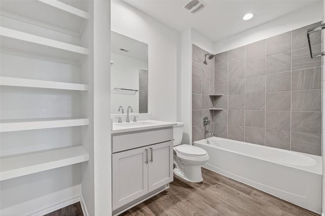 24046 Kentwood Springs Drive, Spring, TX 77373