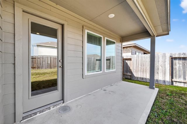 24046 Kentwood Springs Drive, Spring, TX 77373