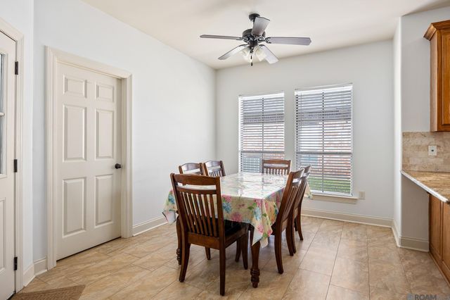 2034 Pointe South Dr, Zachary, LA 70791
