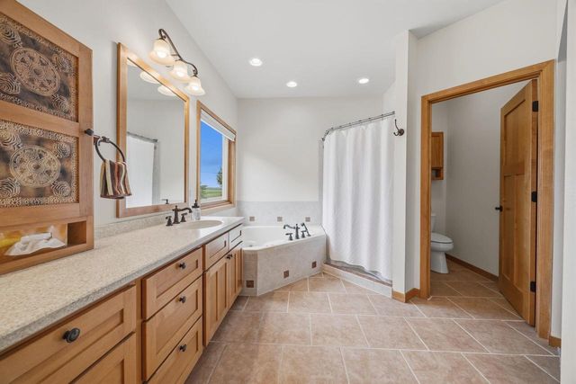 401 Highland Road, Cambridge, WI 53523