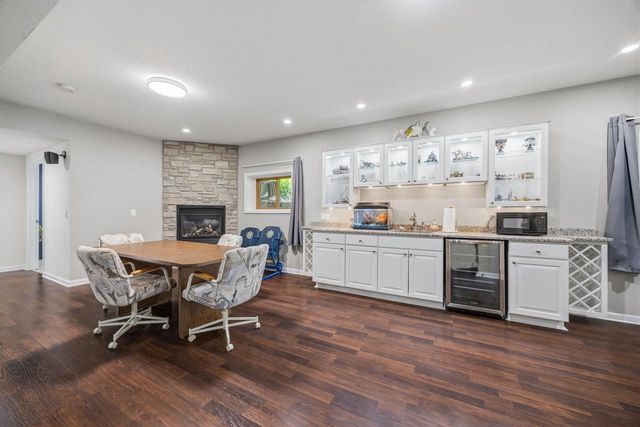 401 Highland Road, Cambridge, WI 53523