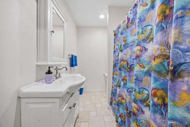 401 Highland Road, Cambridge, WI 53523