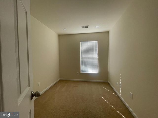 24673 NETTLE MILL SQ, Aldie, VA 20105