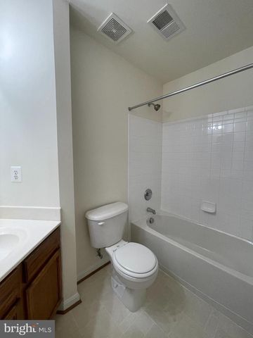 24673 NETTLE MILL SQ, Aldie, VA 20105
