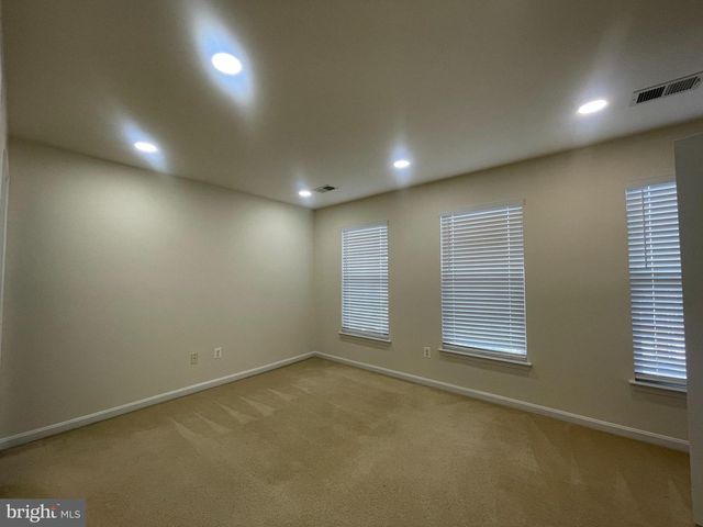 24673 NETTLE MILL SQ, Aldie, VA 20105