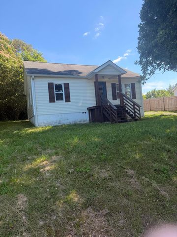754 Hickory Street, Rossville, GA 30741