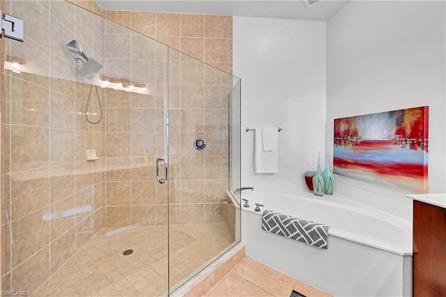 2797 1st ST 2202, Fort Myers, FL 33916