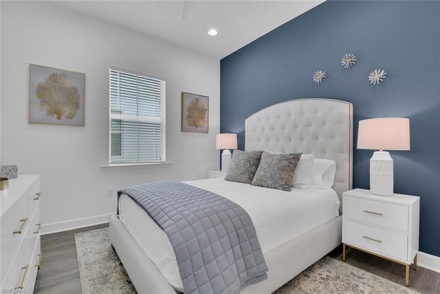 7242 Saona CT, Naples, FL 34113