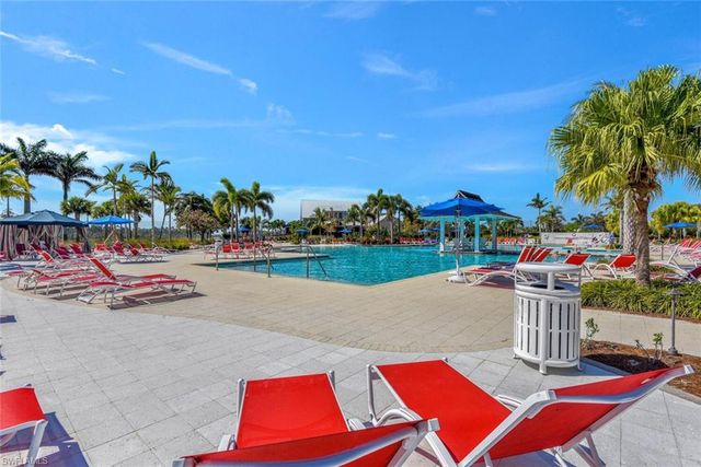 7242 Saona CT, Naples, FL 34113