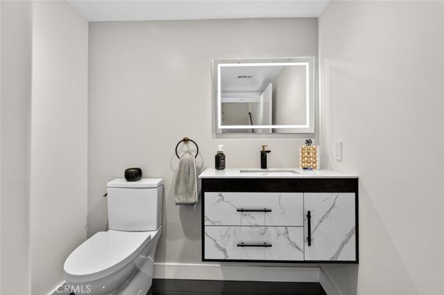 10894 Olinda 123, Sun Valley, CA 91352