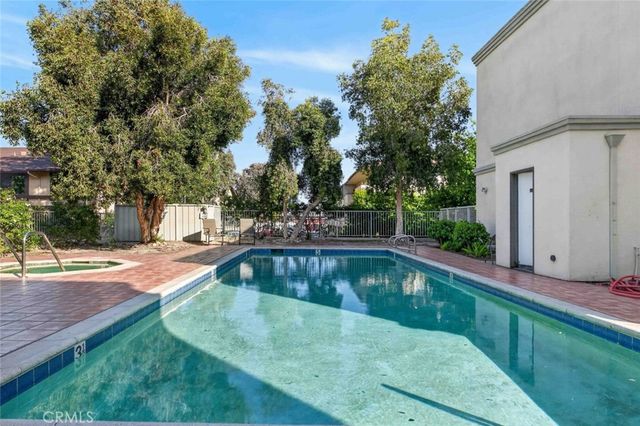 10894 Olinda 123, Sun Valley, CA 91352
