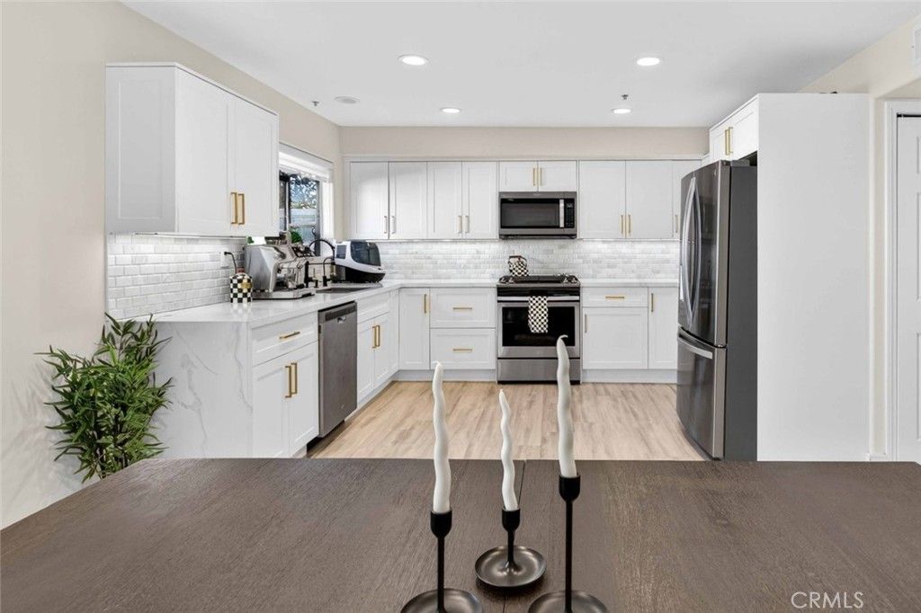 10894 Olinda 123, Sun Valley, CA 91352
